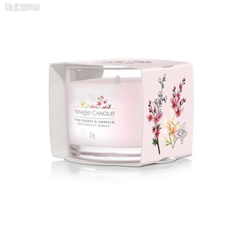 świeczka YANKEE CANDLE o zapachu PINK CHERRY